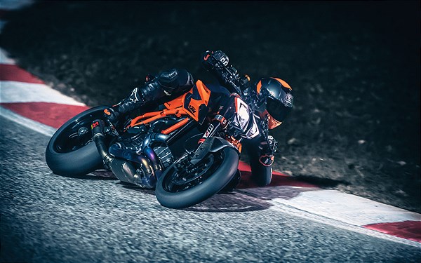 KTM 2020: listino aggiornato e tre nuove protagoniste stradali