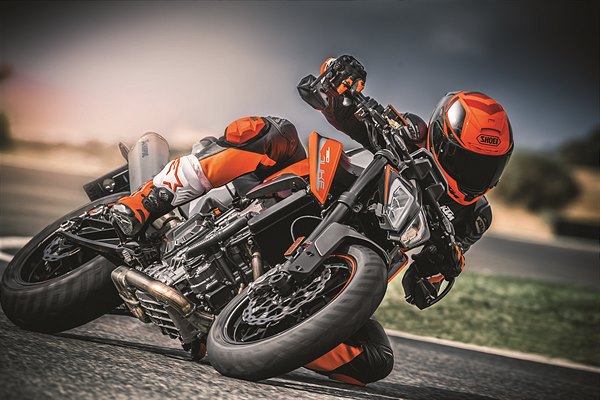 KTM rilancia la promo Power Duke: scarico Akrapovič in omaggio