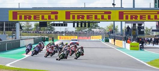 Pirelli resta fornitore unico WorldSBK e porta tutti sugli slick
