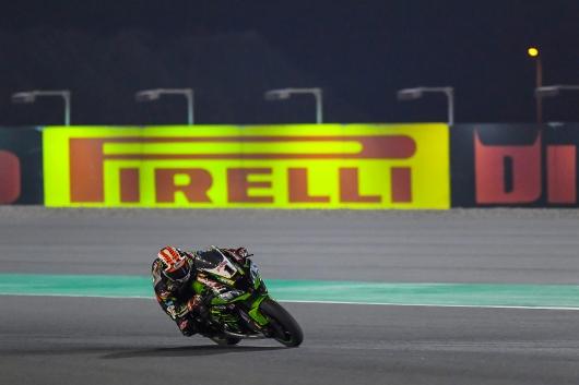 WorldSBK Qatar: Rea domina Gara 1 e regala a Kawasaki il Mondiale Costruttori