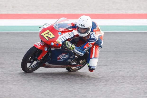 Ambrosi cresce al Mugello: top 5 di classe sotto la pioggia
