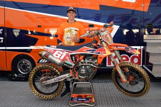 MX2, Jorge Prado è di nuovo campione del mondo con Pirelli