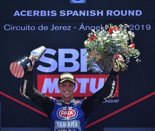 Jerez, che rivoluzione: Van der Mark vince Gara 2, Bautista a terra