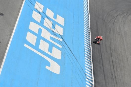 WorldSBK Jerez, Pirelli lancia una nuova posteriore morbida