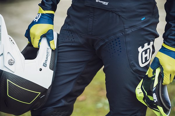 Husqvarna presenta la nuova collezione tecnica off-road 2020