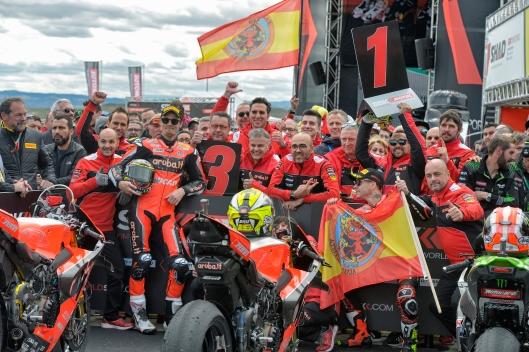 Bautista domina ad Aragón: record, Superpole e vittoria con la Ducati V4 R