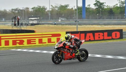 WorldSBK Thailandia, Bautista domina: record, Superpole e Gara 1