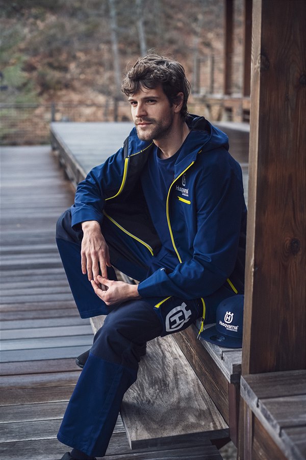 Husqvarna presenta la collezione Team Replica 2019