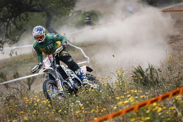 ISDE 2018, dominio Australia: Strang e Jones trascinano Husqvarna