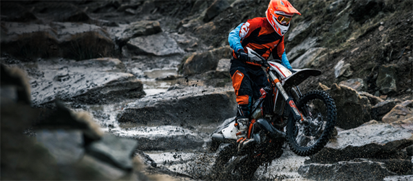 KTM Muddy Winter: 1.000 euro di vantaggi sulla gamma EXC Enduro