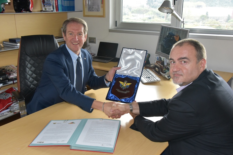 FMI e Consorzio Via Lattea, accordo per il mototurismo sulle Alpi