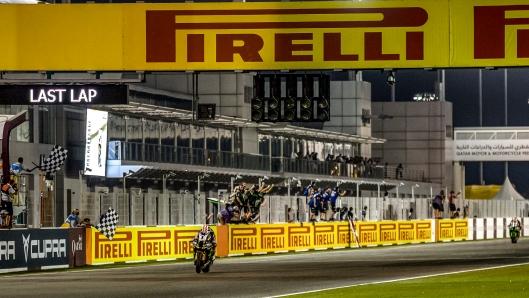 WorldSBK Qatar, Rea vince Gara 1 con le Pirelli maggiorate