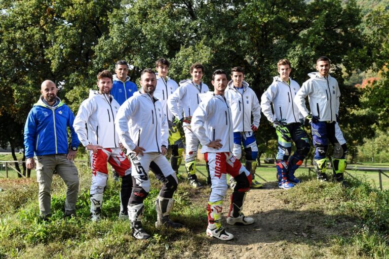 Maglia Azzurra Enduro, due giorni di allenamento verso la Sei Giorni