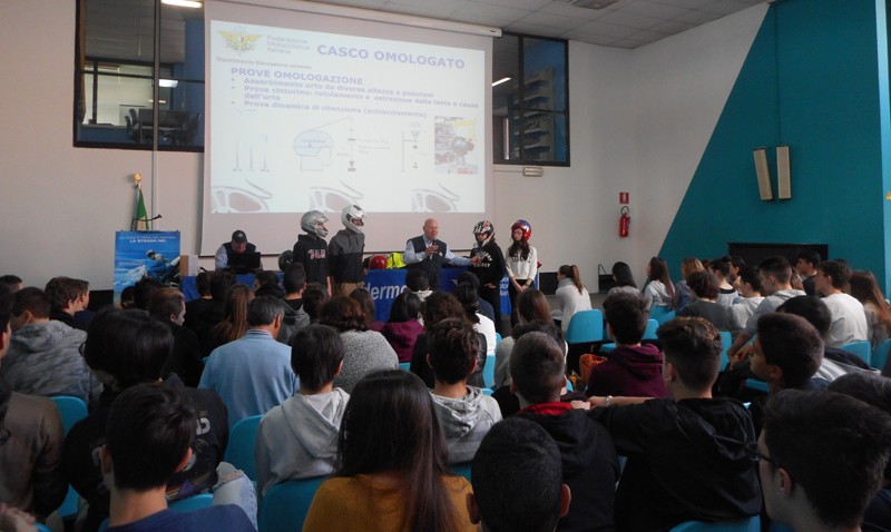 Io…Non Me La Bevo, parte da Napoli il tour sulla sicurezza alla guida