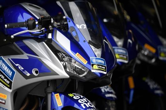 Pirelli e Yamaha insieme al VR46 Master Camp con le YZF-R3