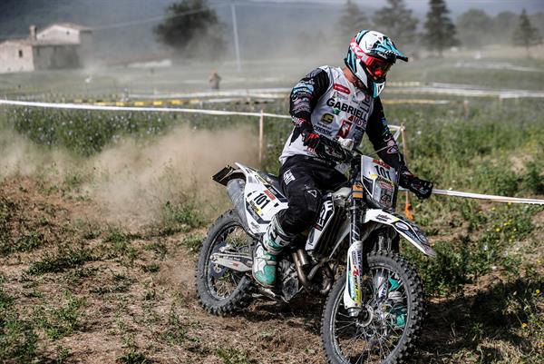 Enduro, Nicoletti campione italiano Senior 450 con Husqvarna