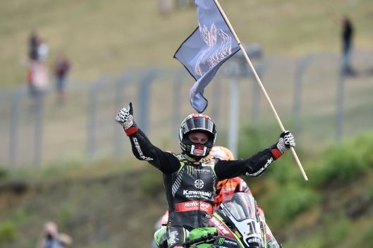 WorldSBK Brno: Rea fa 60 e promuove la nuova Pirelli 200/65