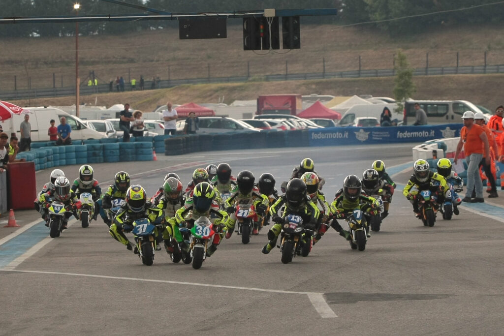 Campionato Italiano Minimoto, a San Mauro Mare il giro di boa