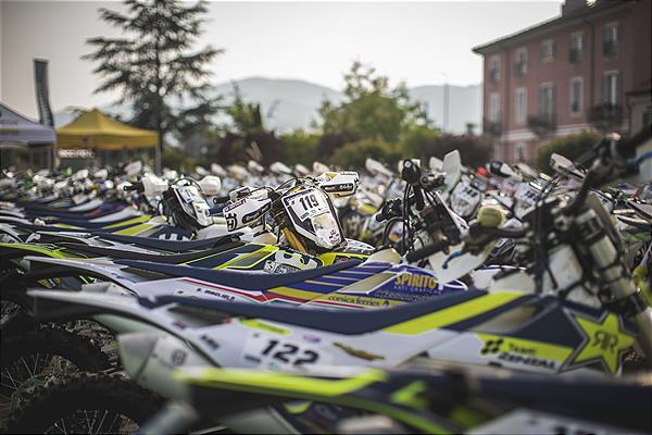 Trofeo Enduro Husqvarna, spettacolo a Cairo Montenotte