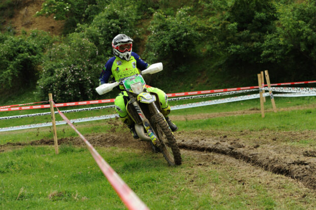 Enduro Europeo Junior: Spanu allunga, Macoritto resiste in Romania