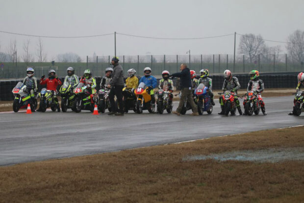 Minimoto e CIV Junior, oltre 40 giovani al collegiale di Cervesina