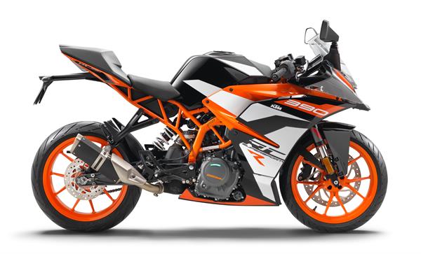 KTM RC 390 R: la piccola sportiva nata per correre in SSP300