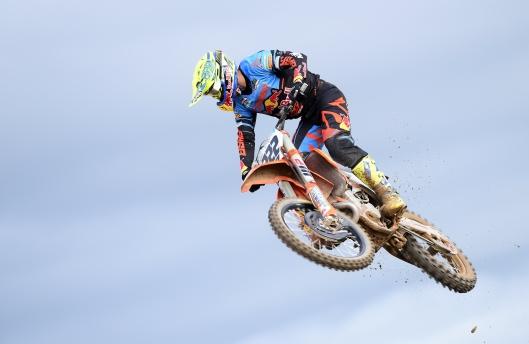 Cairoli e Pirelli dominano l’esordio degli Internazionali d’Italia MX