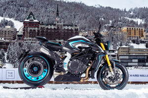 MV Agusta Rush Titanio: hyper naked estrema in serie limitata