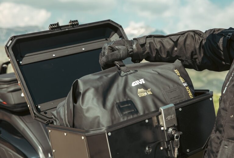 GIVI Trekker Alaska, valigie in alluminio per il turismo