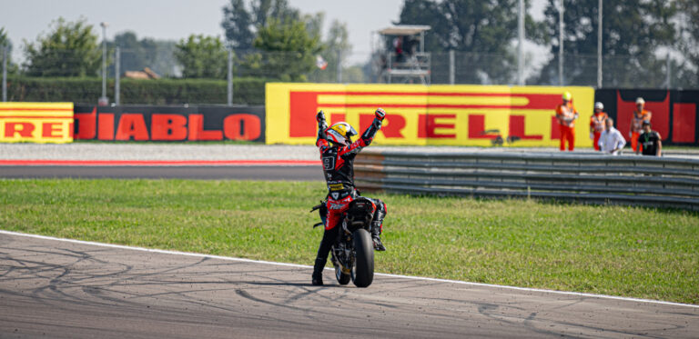 Tripla di Petrucci a Cremona, Pirelli D0820 protagonista