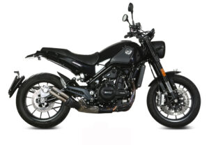 Benelli Leoncino 500, tre scarichi MIVV per ruggire davvero