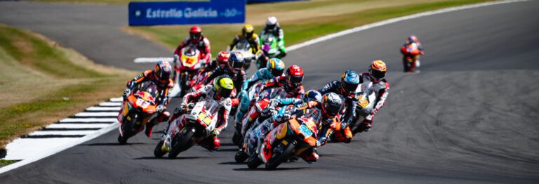 Silverstone 2025: Agius trionfa in Moto2, impresa Rueda in Moto3