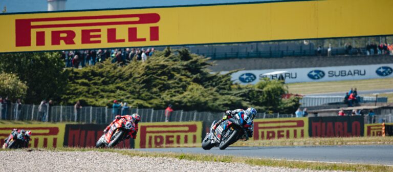Most, dominio Razgatlıoğlu: pole, vittoria e record in Gara1