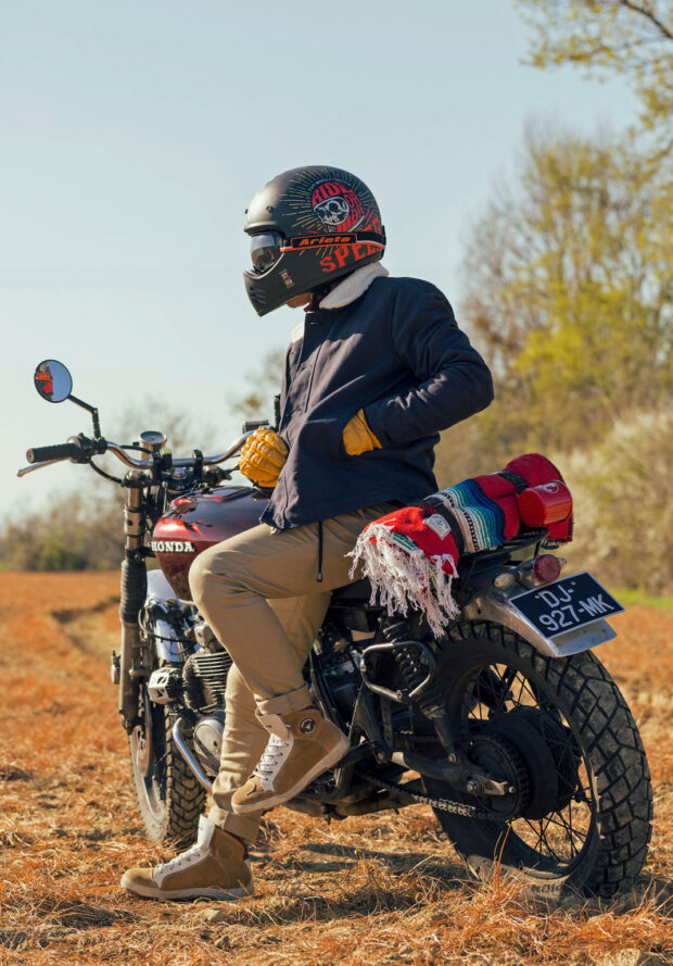 Stylmartin Colorato: sneaker moto estiva vintage