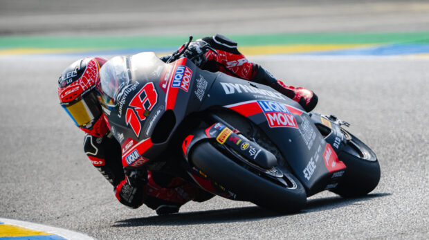 Gonzalez e Quiles, pole record a Le Mans con le Pirelli SCX