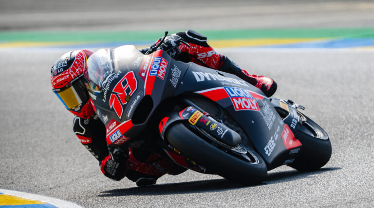 Gonzalez e Quiles, pole record a Le Mans con le Pirelli SCX