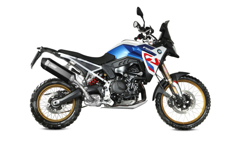 Mivv rinnova la BMW F 900 GS con gli scarichi Dakar e Speed Edge