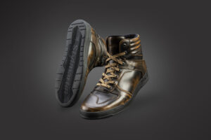 Stylmartin Iron WP Bronze, sneaker tecnica dal look vissuto Stylmartin Iron WP Bronze, sneaker tecnica dal look vissuto