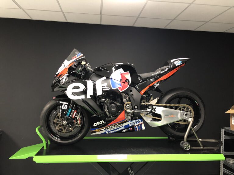 Total Italia e Kawasaki Puccetti, Superbike vintage a Imola