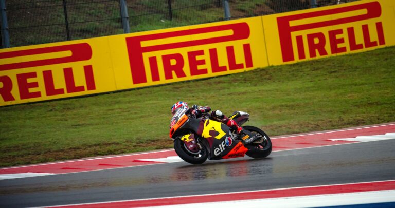 Moto2 bagnata, Moto3 record: il GP delle Americhe premia Pirelli