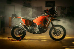 Ducati DesertX rally by Engines Engineering verso il kit replica
