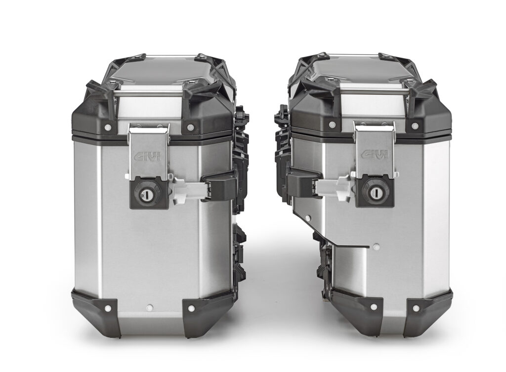 GIVI Trekker Outback EVO: il tris in alluminio si completa