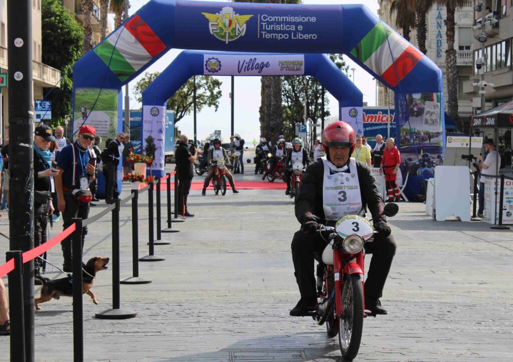 Rievocazione storica del Motogiro d’Italia