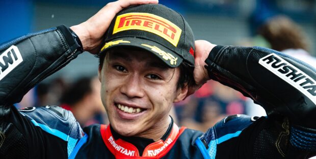 Ogura campione Moto2 nel GP di Thailandia bagnato