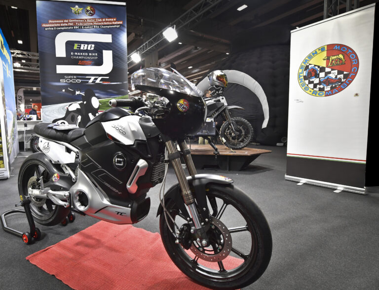 Nasce l’E-naked Bike Championship, monomarca elettrico TC-Max