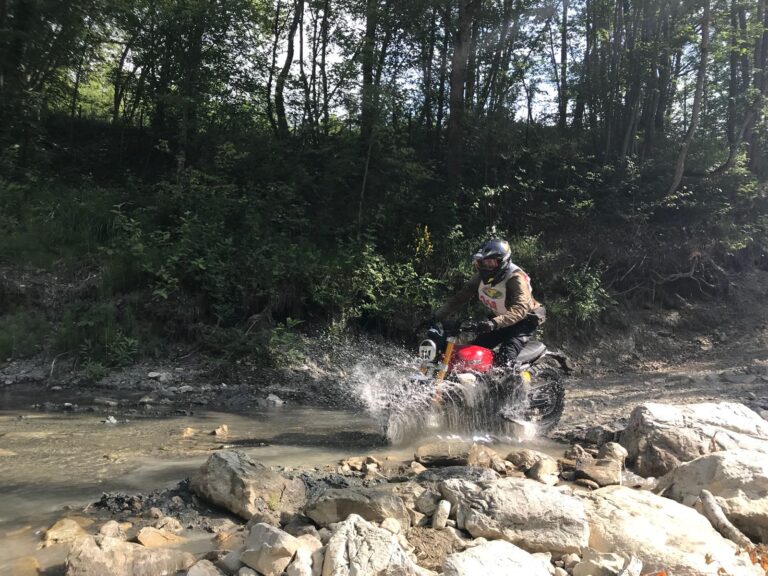 Trofeo-Scrambler_Farini-1.jpg
