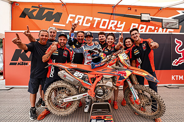 EnduroGP Slovacchia: Garcia domina il Day2 e resta leader