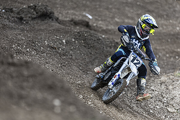 Junior e-Motocross Series 2025, via alle iscrizioni con Husqvarna