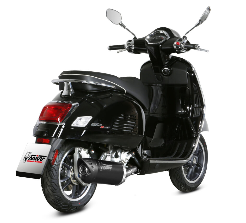 MIVV firma due scarichi black per Vespa GTS 300