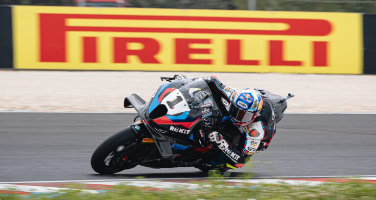 WorldSBK Balaton Park, dominio Razgatlioğlu e Manzi